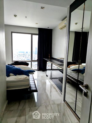 Condos for rent King's College International School Bangkok : 3-BR 159 Sqm High-Floor Condo At Star View, Rama 3 (ID 2722996)