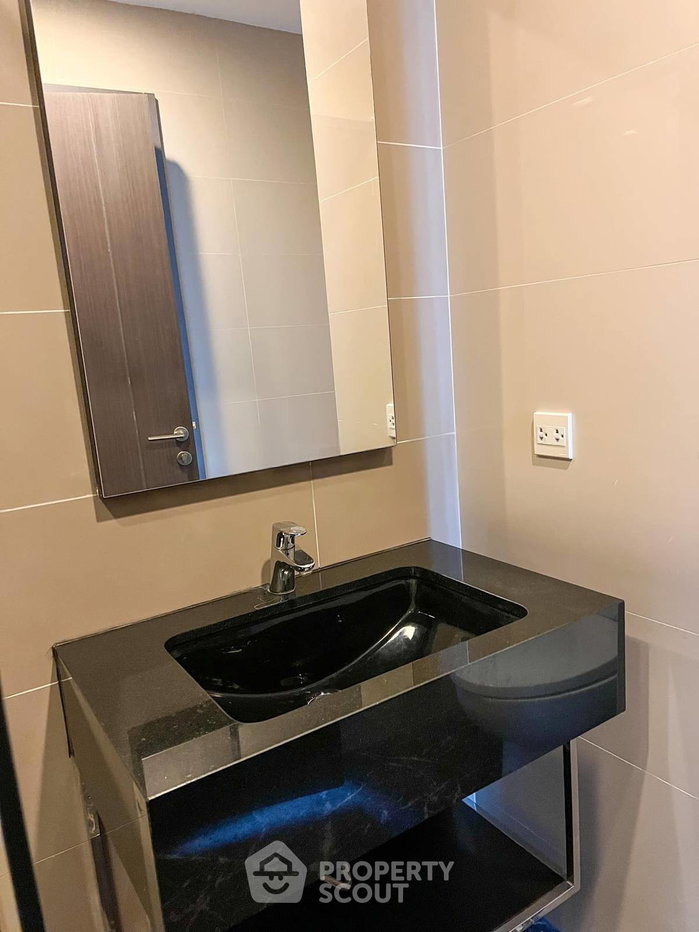 รูป คอนโด 1-ห้องนอน ที่ ดิ เอดจ์ สุขุมวิท 23 ใกล้ MRT สุขุมวิท (ID 2743482) - รูปที่ 8/9