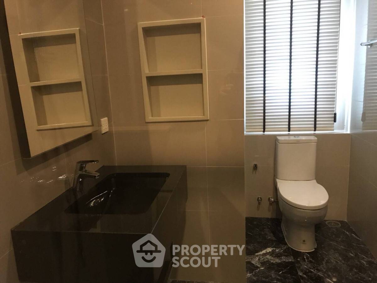 รูป คอนโด 1-ห้องนอน ที่ ดิ เอดจ์ สุขุมวิท 23 ใกล้ MRT สุขุมวิท (ID 888170) - รูปที่ 4/10