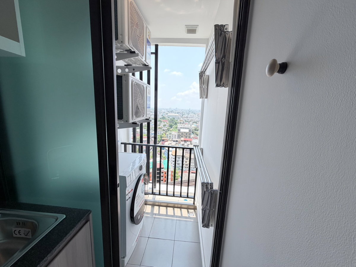 รูป ให้เช่า!!คอนโดใกล้รถไฟฟ้าวุฒากาศเพียง 180 เมตร : Regent Home Wutthakat : ห้องสวย เครื่องใช้ไฟฟ้าครบพร้อมอยู่ ใกล้ตลาดพลูแหล่งของกิน - รูปที่ 12/12