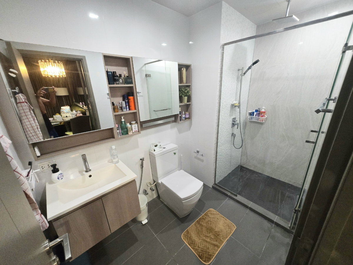 รูป ขายคอนโดห้องมุม : เดอะไลน์ วงศ์สว่าง ขนาด 49 ตร.ม. 2 ห้องนอน 1 ห้องน้ำ ชั้น 19 วิวเมืองสวย เฟอร์นิเจอร์และเครื่องใช้ไฟฟ้าพร้อมอยู่ - รูปที่ 9/12