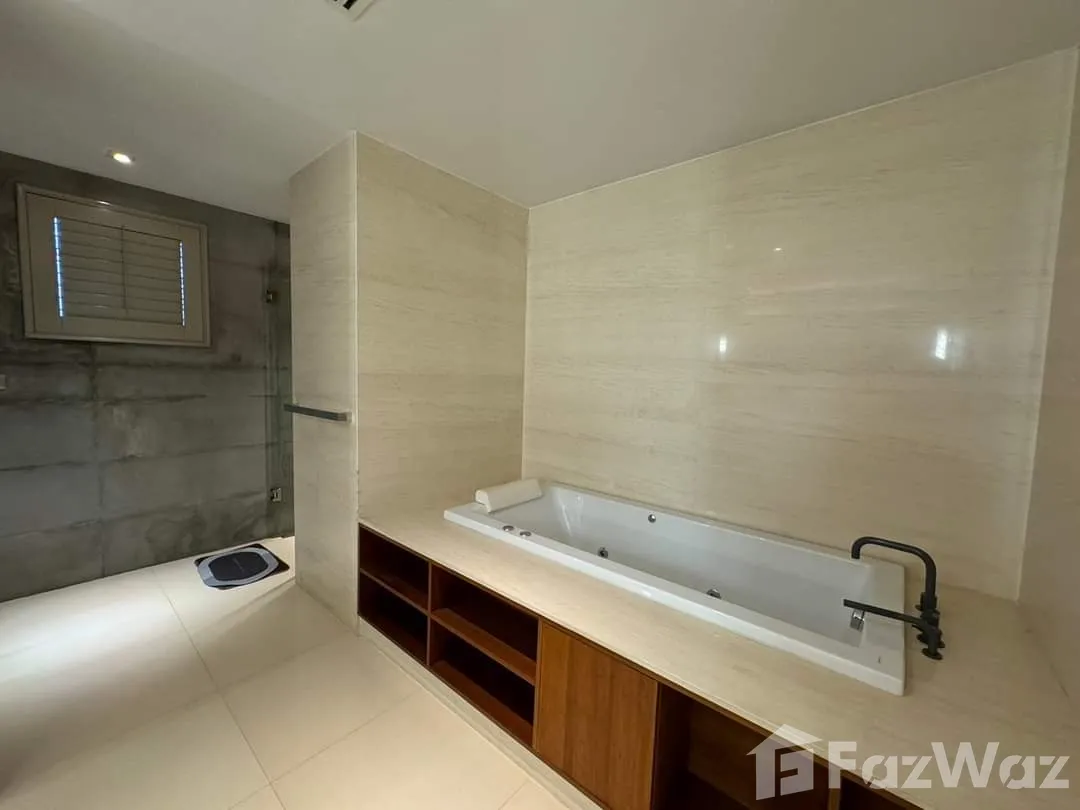 รูป คอนโดให้เช่า 3 ห้องนอน ในโครงการ เดอะ เครส ร่วมฤดี 1927145 - รูปที่ 15/18