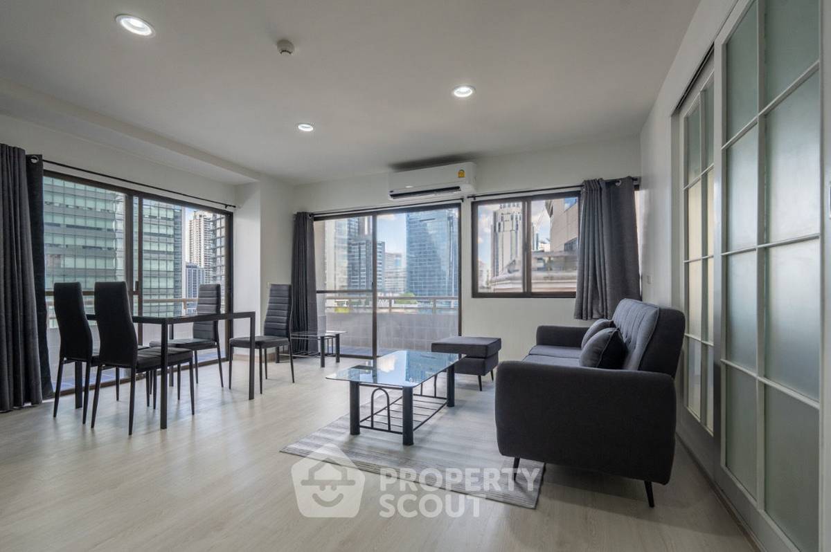 รูป คอนโด 2-ห้องนอน ที่ สราญใจ แมนชั่น คอนโดมิเนียม ใกล้ BTS นานา (ID 2739682) - รูปที่ 1/12