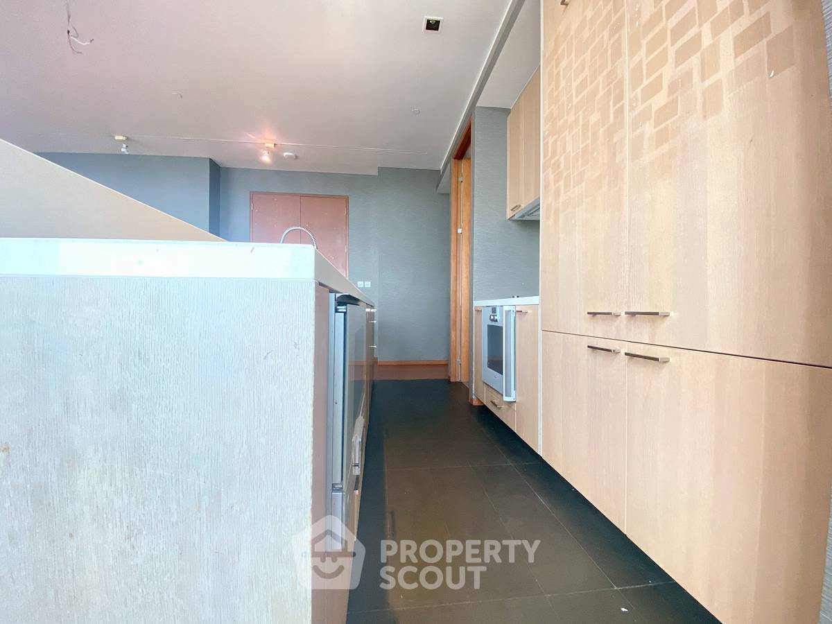 รูป คอนโด 3-ห้องนอน ที่ เดอะ สุโขทัย เรสซิเด้นซ์ คอนโดมิเนียม ใกล้ MRT ลุมพินี (ID 2447779) - รูปที่ 4/13