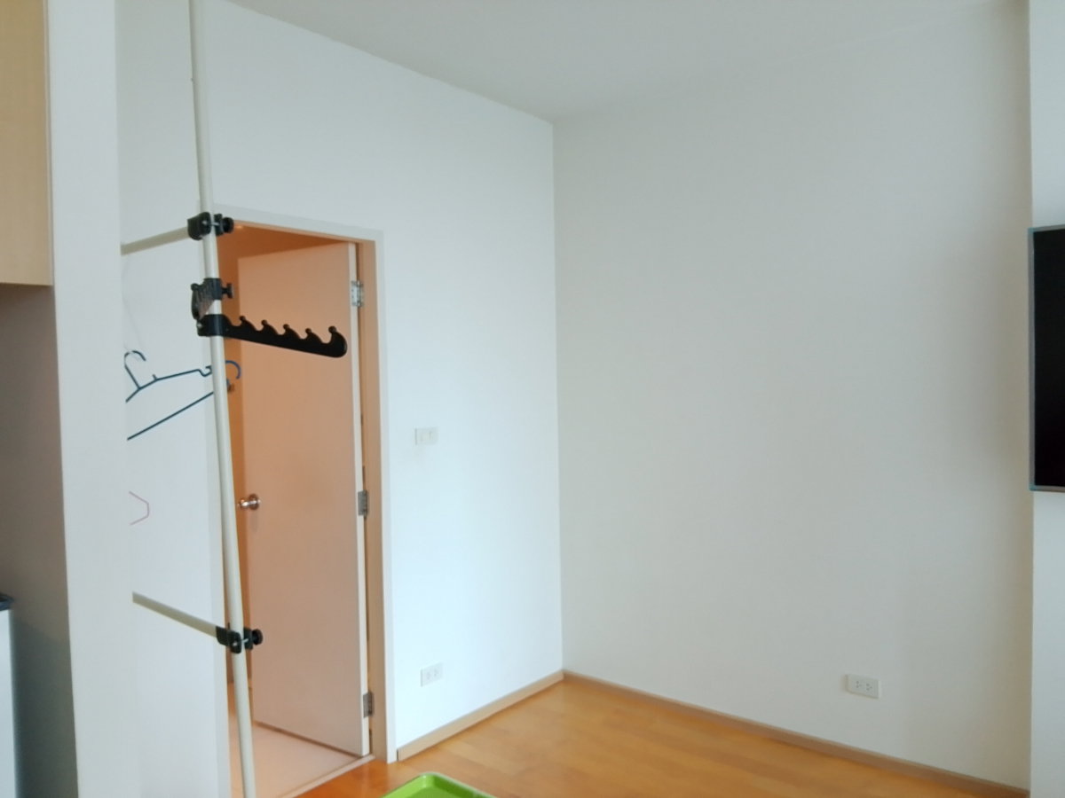 รูป ให้เช่า วิลล่าราชเทวี วิวสวน ด้านหน้า 43 ตรม.รหัส AG333VL - รูปที่ 6/10