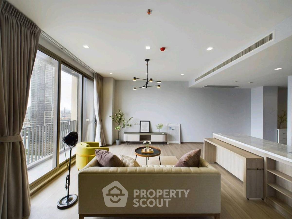 รูป คอนโด 3-ห้องนอน ที่ ริธึ่ม เจริญกรุง พาวิลเลี่ยน ใกล้ BTS สะพานตากสิน (ID 2432498) - รูปที่ 1/12