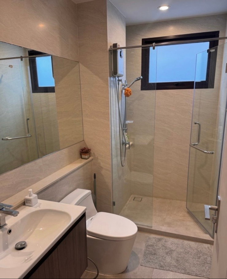 รูป เช่าบ้านเดี่ยว 2 ชั้น ม. วีวัลดี บางนา สวย พร้อมอยู่ ใกล้ ศูนย์การค้าเมกา บางนา สนใจแอตไลน์ครับ@841qqlnr - รูปที่ 13/27