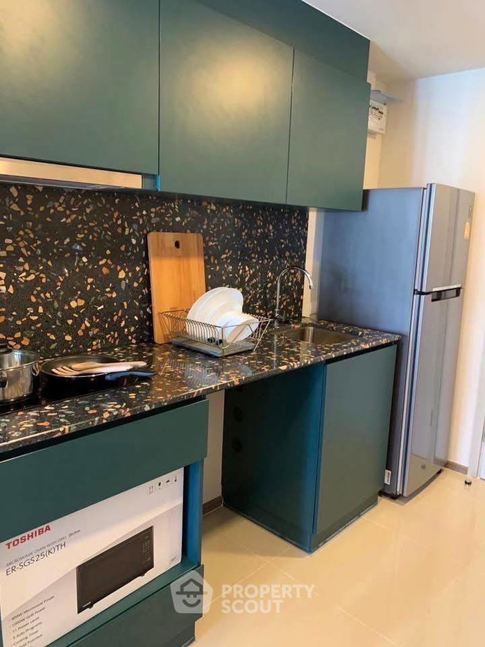 picture Studio Condo at The Base Sukhumvit 50 near BTS On Nut (ID 2748065) - 3/6