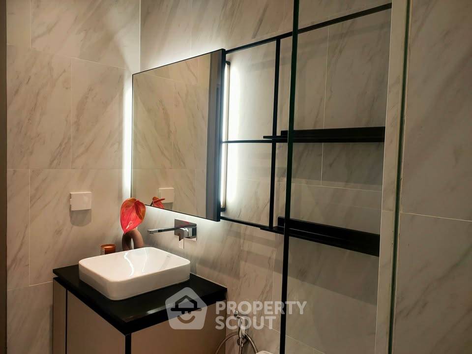 รูป คอนโด 2-ห้องนอน ที่ เดอะ รูม สุขุมวิท 38 ใกล้ BTS เอกมัย (ID 2746266) - รูปที่ 7/12