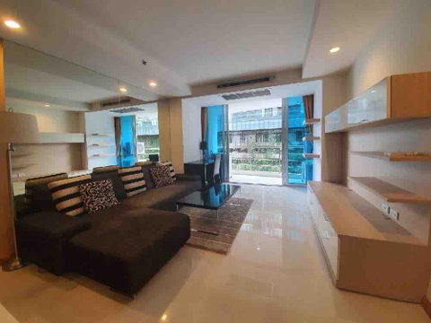 LTH5557 – The Rajdamri FOR RENT 2 beds 2 baths size 112 Sq.M. Nearby BTS Ratchadamri station ONLY 55k/Month