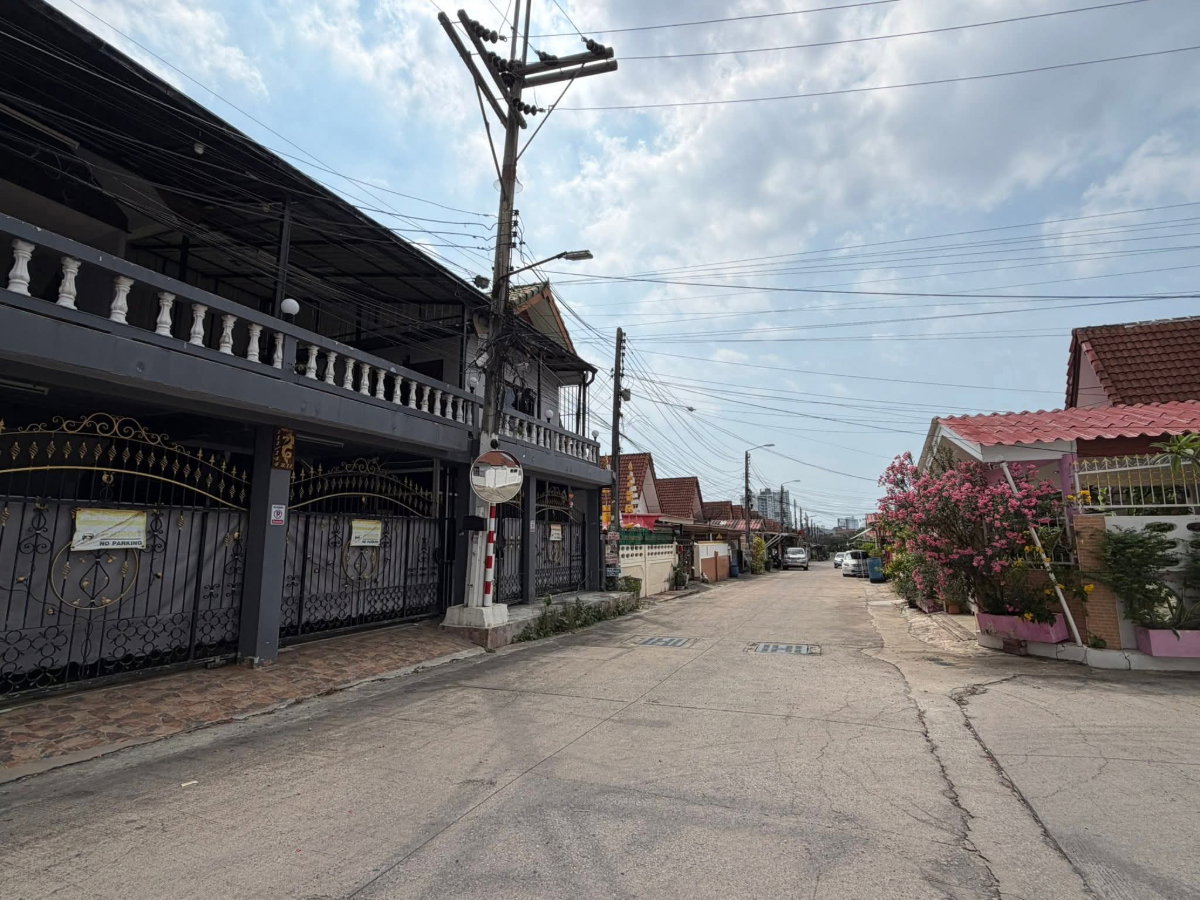 รูป บ้านพัทยาหน้ากว้าง เขาตาโล ใกล้สุขุมวิท ใกล้ทางรถไฟ 6ห้องนอน 6ห้องน้ำ - รูปที่ 2/10