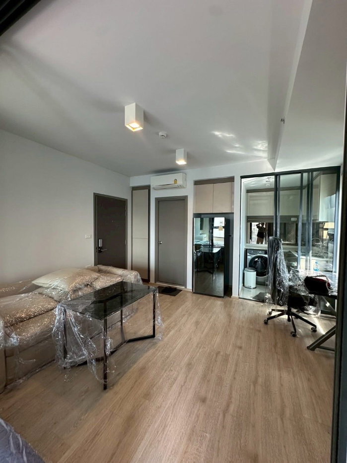 รูป  ให้เช่า 🏙️ คอนโด Ideo Sathorn – Wongwianyai 🚆 ใกล้ BTS วงเวียนใหญ่ เดิน 3 นาที - รูปที่ 2/9