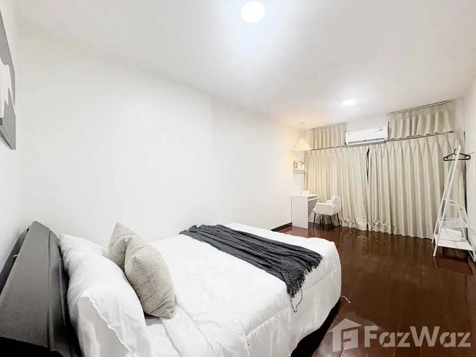 รูป บ้านเดี่ยวให้เช่า 6 ห้องนอน ใน สามเสนนอก, กรุงเทพมหานคร 6124160 - รูปที่ 14/26