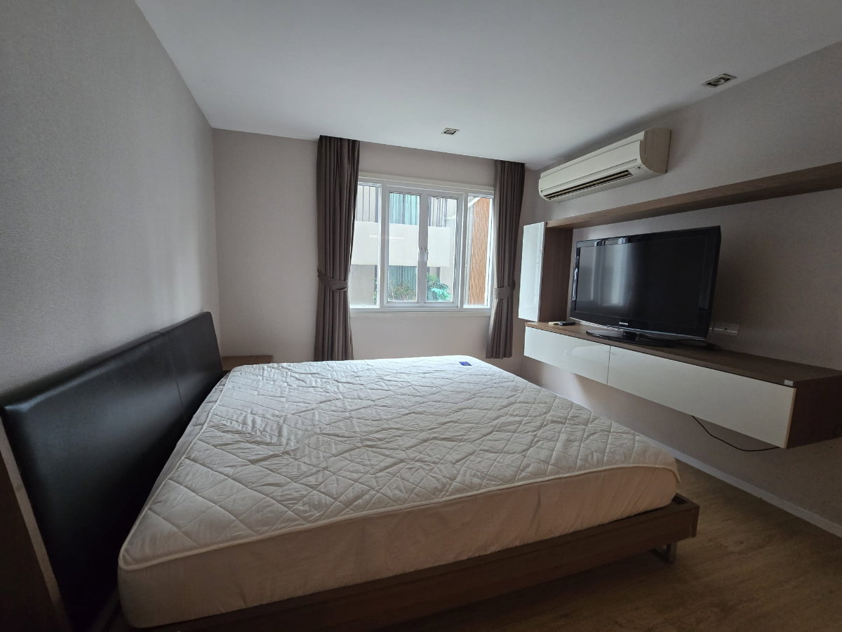 picture 3 Bed 3 Bath Ekkamai Welcome Pets - 8/14