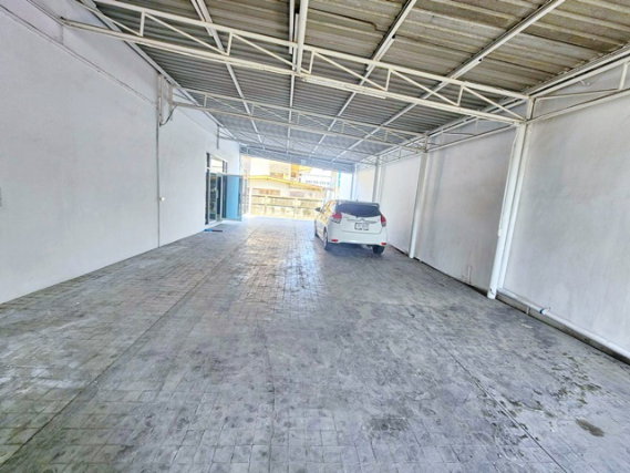 รูป อุดมสุข 1.4กม BTSบางนา900ม.เช่าที่อาคารออฟฟิศ 2ชั้น และโกดังขนาดเล็ก 5นอน 5น้ำ. สำนักงานเขตบางนา 770ม. - รูปที่ 2/8