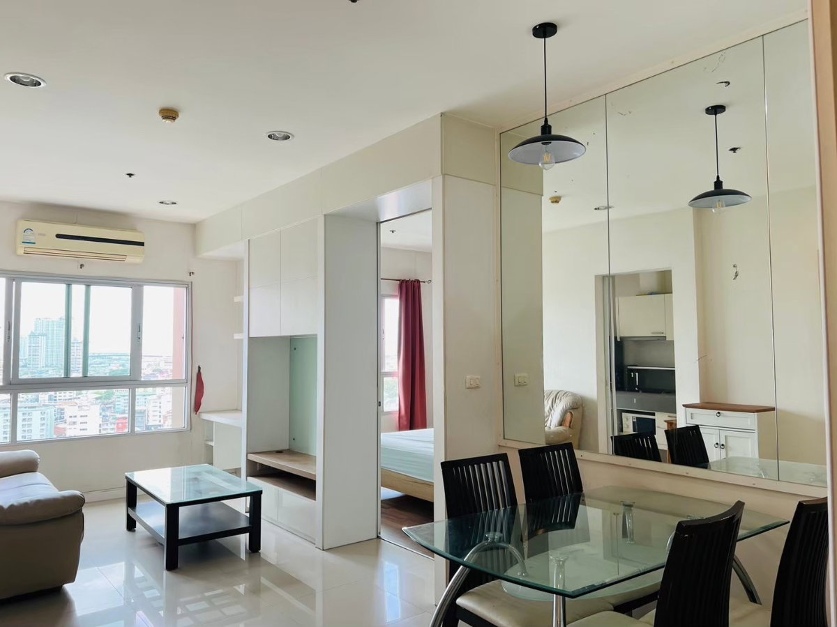 picture Q House Condo Sathon  For Sale 4,39 - 7/12