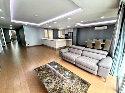 คอนโดให้เช่า : คอนโด 2-ห้องนอน ที่ อเวนิว 61 คอนโดมิเนียม ใกล้ BTS ทองหล่อ (ID 2658797)