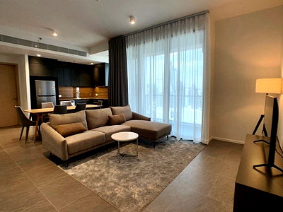 ขายคอนโด : LTHC5533 – The Lofts Silom FOR SALE 2 beds 2 baths size 85 Sq.M. Nearby BTS Surasak station ONLY 21 MB