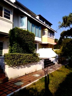 เช่าทาวน์โฮม ซอยทองหล่อ (สุขุมวิท 55) : LTHC6054 – Townhouse in Compound FOR RENT in Thonglor 3 beds 3 baths size 340 Sq.M. Nearly BTS Thonglor station ONLY 89k/Month