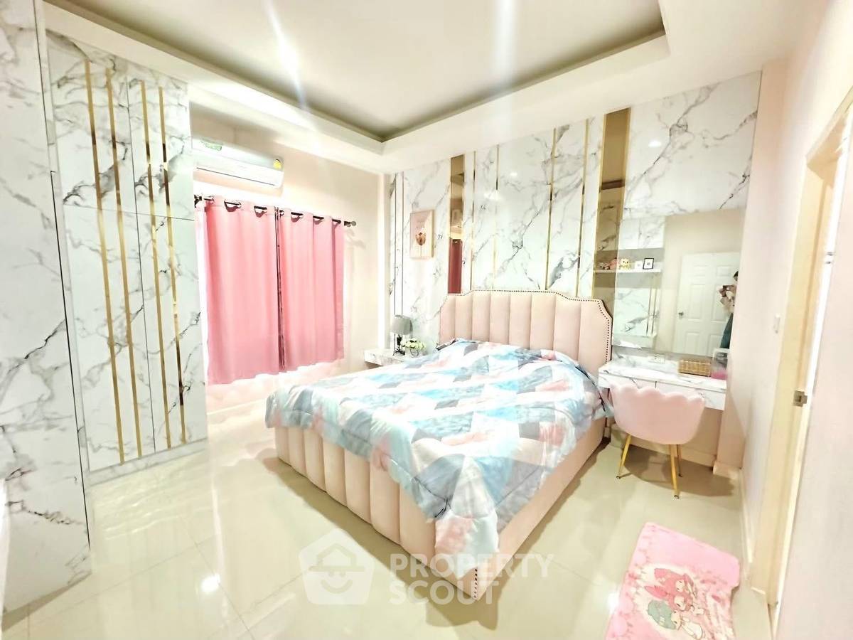 picture 3-BR House in Nong Pla Lai (ID 2752037) - 7/14
