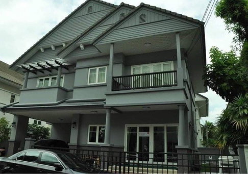 LTH5613 â House FOR SALE in Pattanakarn 3 beds 3 baths size 360 Sq.M. Nearly ARL Ramkhamhaeng station ONLY 11.8 MB