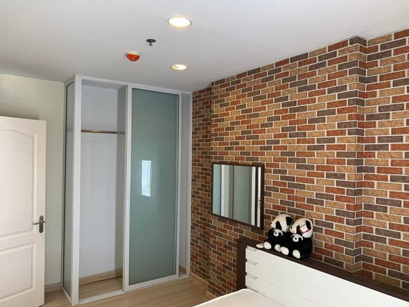 รูป Bangkok Horizon Ratchada Thapra【𝐑𝐄𝐍𝐓】🔥ดีไซน์ผนังอิฐโชว์ลาย เพิ่มเสน่ห์ให้ห้องดูมีสไตล์🔥 ติดต่อไลน์ไอดี: @hacondo - รูปที่ 2/10