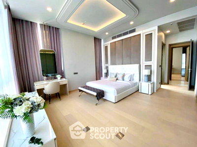 Condos for sale : 3-BR Condo at The Monument Thonglo close to Thong Lo (ID 2236223)