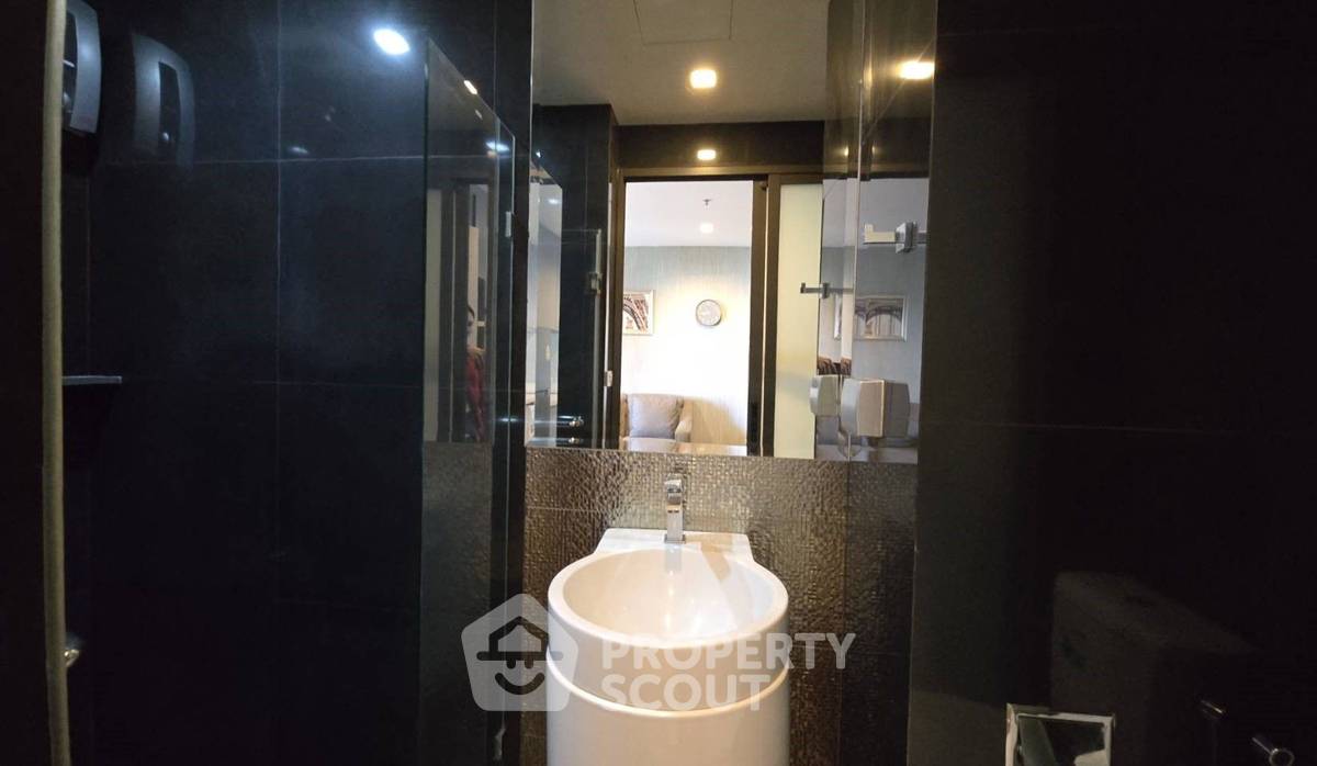 รูป คอนโด 1-ห้องนอน ที่ ริทึ่ม สุขุมวิท 36-38 ใกล้ BTS ทองหล่อ (ID 1853717) - รูปที่ 8/8