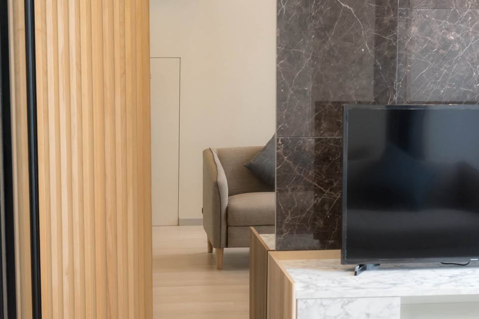 รูป Knightsbridge Prime Sathorn【𝐒𝐄𝐋𝐋 & 𝐑𝐄𝐍𝐓】🔥ดีไซน์โทนครีม สว่าง เรียบคม ให้ฟีลลักชูรี🔥 ติดต่อไลน์ไอดี: @hacondo - รูปที่ 5/10