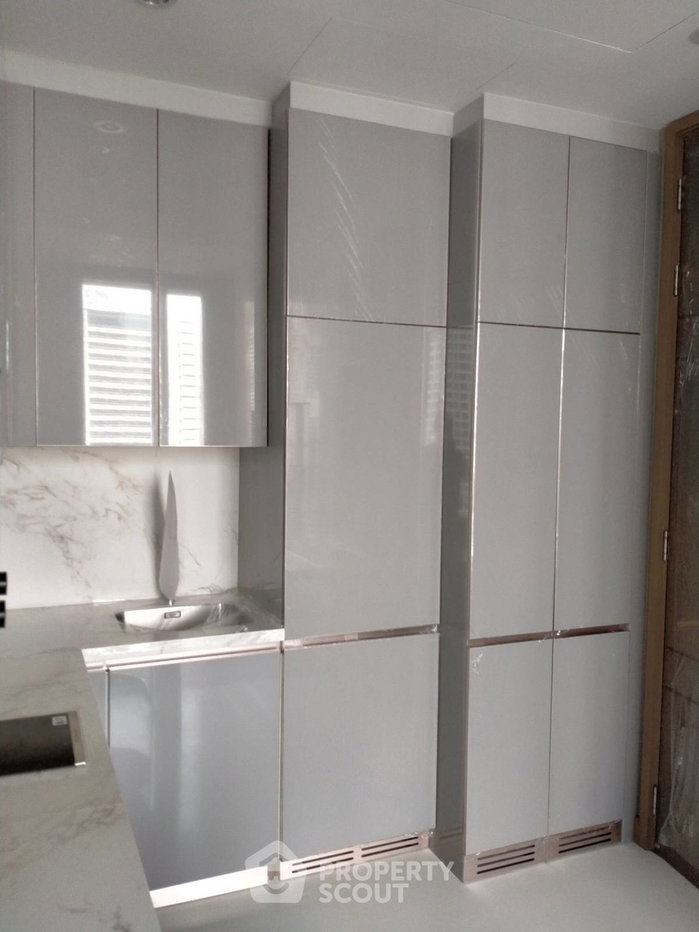 รูป คอนโด 1-ห้องนอน ที่ ดิ เอส แอท สิงห์ คอมเพล็กซ์ ใกล้ MRT เพชรบุรี (ID 2751567) - รูปที่ 3/7