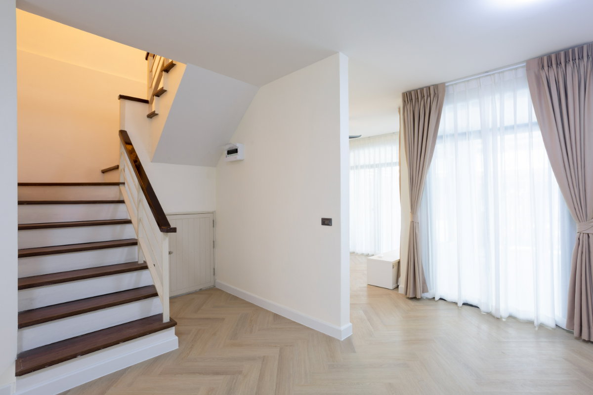 รูป ขายบ้าน “ธนารินทร์ ทาวน์โฮม1 ขนาด 21ตารางวา💰 ราคา 2.49 ล้านบาท3 ห้องนอน / 2 ห้องน้ำ / 1 ห้องนั่งเล่น / 1 ห้องครัว / 1 ที่จอดรถ - รูปที่ 6/29