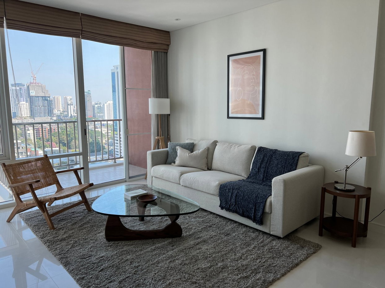 รูป LTH5505 – Fullerton FOR SALE 2 beds 2 baths size 96 Sq.M. Nearby BTS Ekkamai station ONLY 21 MB - รูปที่ 3/5