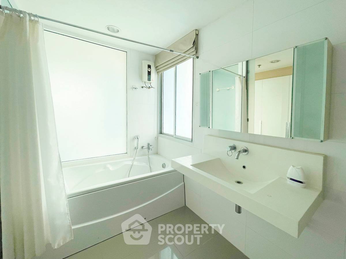 รูป คอนโด 2-ห้องนอน ที่ ริธึ่ม รัชดา ใกล้ MRT รัชดาภิเษก (ID 2751670) - รูปที่ 8/14