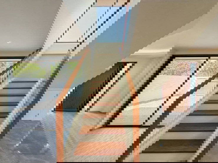 รูป 🏠บ้านเดี่ยว 2 ชั้น หลังมุม สไตล์ Modern Luxury สุขุมวิท 71 (ปรีดี 42) | 4 ห้องนอน พร้อมห้องนอนชั้นล่าง | สงบเป็นส่วนตัว | เดินทางสะดวก - รูปที่ 7/21