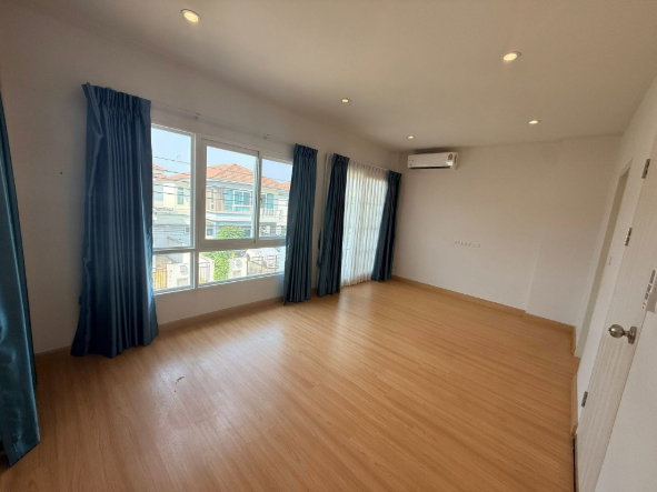 รูป 🔥 ขายถูกสุดในโครงการ  พร้อมเฟอร์นิเจอร์ครบ และของแถม 🔥  บ้านแฝดบ้านศุภาลัย ไพรด์ ประชาอุทิศ Supalai Pride Pracha Uthit - รูปที่ 3/11