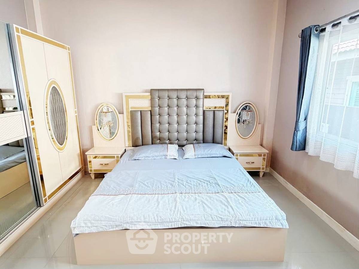 picture 3-BR House in Nong Pla Lai (ID 2752037) - 5/14