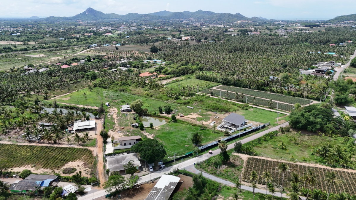 รูป ขายที่ดินปราณบุรีทำเลดี ใกล้ถนนเพชรเกษม ใกล้ทะเลปราณบุรี เหมาะพักอาศัย หรือทำธุรกิจ - รูปที่ 4/7