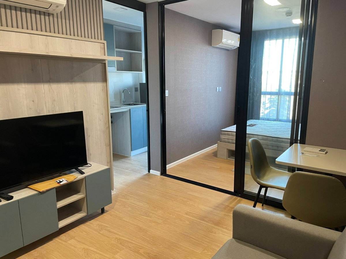 รูป 🚆 วิวรถไฟฟ้า ชั้น 4! Atmoz Kanaal รังสิต ✨ อาคาร A ห้องสวย 26 ตร.ม. ✨ พร้อมอยู่ 13,000.- 💎🛋️ - รูปที่ 2/19