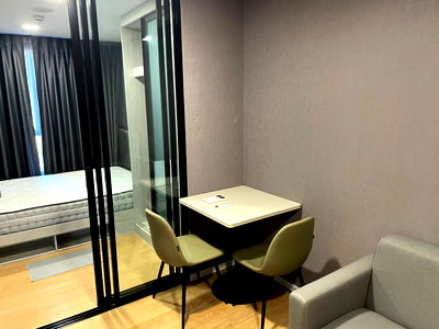 Condos for rent Rangsit Market : 🚆 Sky Train View! Atmoz Kanaal Rangsit | Bldg A, 4th Floor | 26 sqm | 1BR | Fully Furnished| 13,000 THB/Month ✨