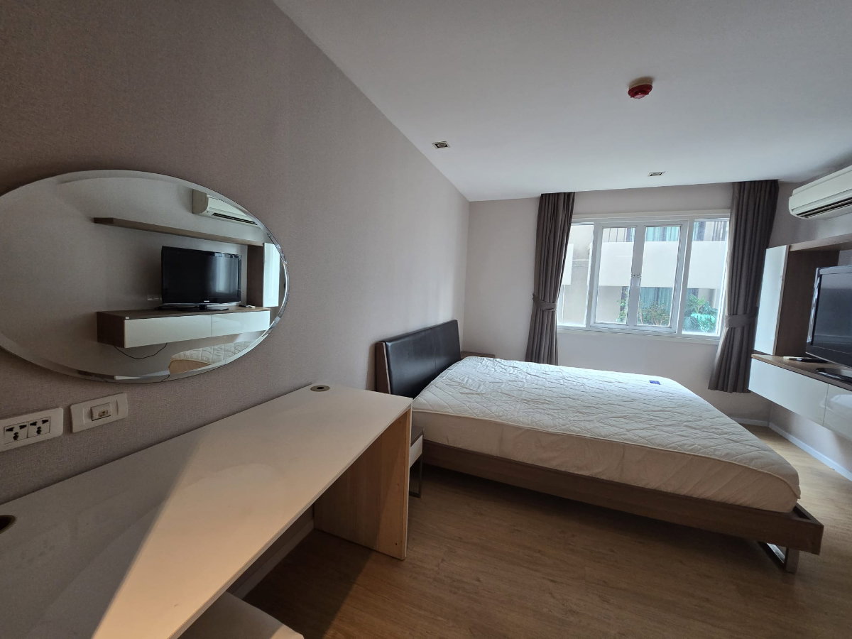 picture 3 Bed 3 Bath Ekkamai Welcome Pets - 7/14