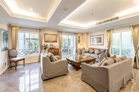 LTH5449 – La Vie En Rose Place FOR SALE 3 bedrooms 3 bathrooms size 197 Sq.M. near BTS Thonglor Station ONLY 23.9 MB