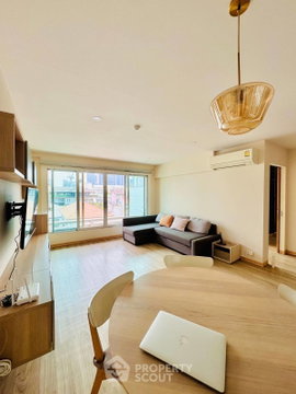 คอนโด 2-ห้องนอน ที่ นาวิน คอร์ท คอนโดมิเนียม ใกล้ BTS เพลินจิต (ID 2076074)