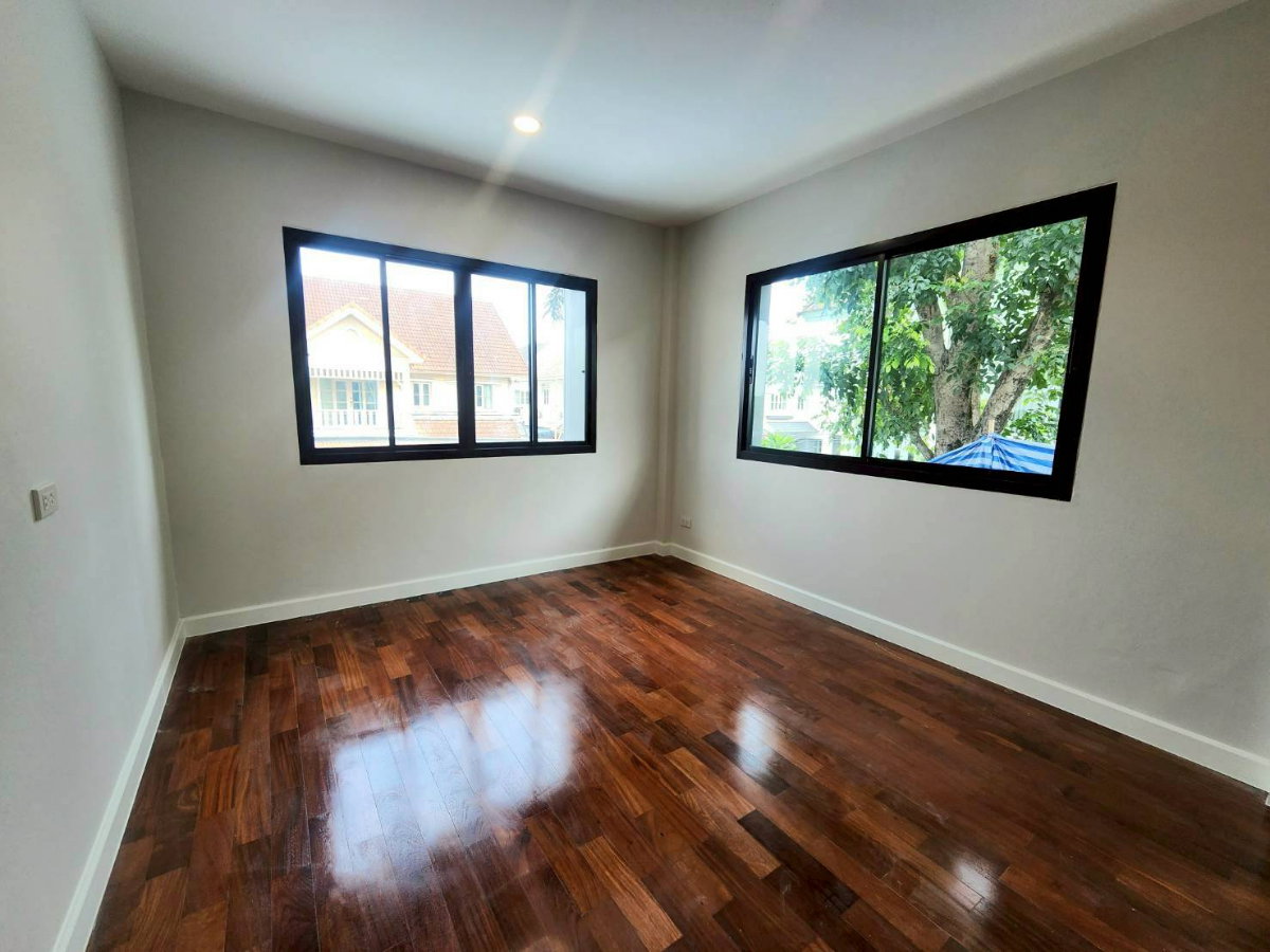 รูป ลัดดารมย์ ปิ่นเกล้า-กาญจนาภิเษก บ้านเดี่ยวหลังมุม ปรับปรุงใหม่พร้อมอยู่ - รูปที่ 11/16