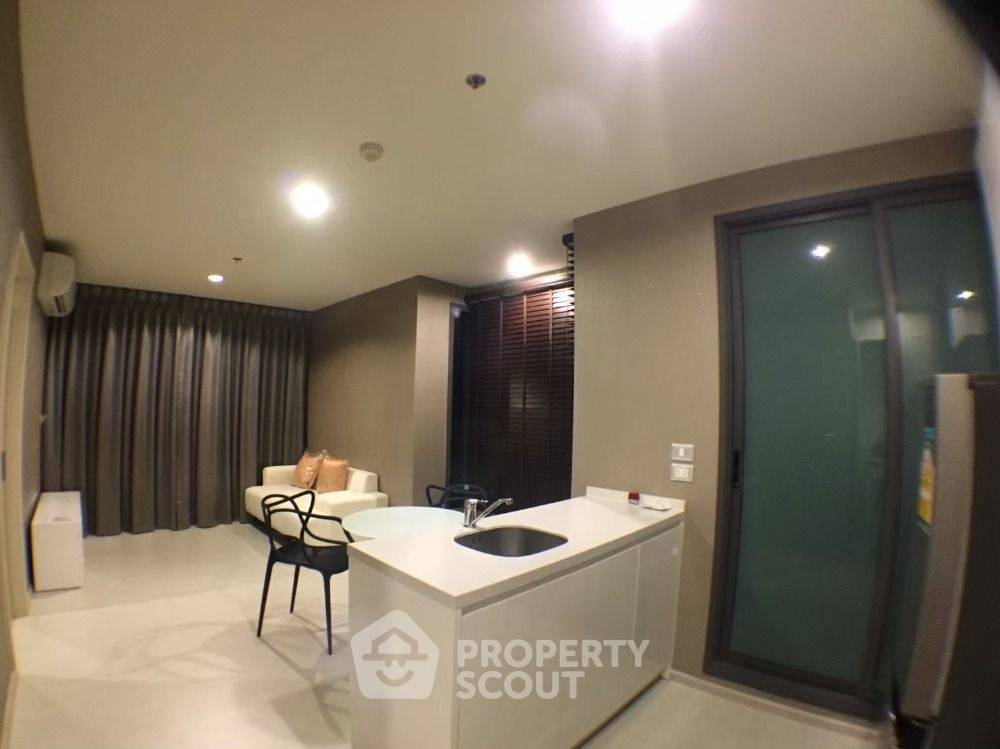 รูป คอนโด 1-ห้องนอน ที่ ริทึ่ม สุขุมวิท42 ใกล้ BTS เอกมัย (ID 2745651) - รูปที่ 1/12