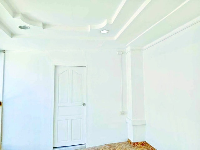 รูป โกดังรังสิต ใกล้ตลาดรังสิตคลอง2 18 ตร.ว. 150 ตร.ม. ติดถนน. รังสิต-นครนายก คลอง 2-3 ทาวน์เฮาส์ 2 ชั้น 3 นอน รร.ประชาธิปัตย์ 800 ม. - รูปที่ 7/8