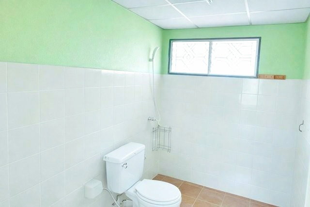 รูป ใหญ่ที่สุด เลียบคลองฝั่งเหนือ 12 หนองแขม ขาย ทาวน์โฮมใหญ่มาก 2 ชั้น ถูกที่สุดในฝั่งธนบุรี ตลาดสดคลองขวาง 1.2 กม. 20 ตรว. - รูปที่ 7/8