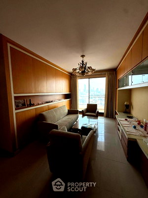 ขายคอนโด : คอนโด 2-ห้องนอน ที่ ศุภาลัย คาซา ริวา ใกล้ ถนนตก (ID 2698458)