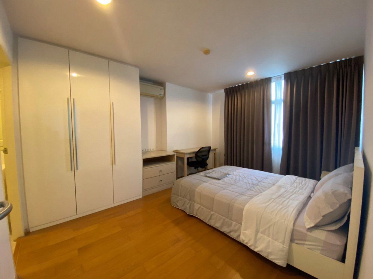 รูป LTHC5938 – Pearl Residences Sukhumvit 24 FOR RENT 3 beds 3 baths Size 120 Sq.M. nearby BTS Phrom Phong Station ONLY 70k/Month - รูปที่ 2/5