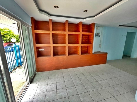 รูป ขายทาวเฮาร์ 2 ชั้น (หลังริม) หมู่บ้าน สินเพชร ใกล้ถนนรัตนาธิเบศร์ ทำเลรถไฟฟ้าสายสีม่วง จาก MRT คลองบางไผ่ เพียง 600 เมตร ถ.จันทร์ทองเอี่ยม จ.นนทบุรี - รูปที่ 6/17