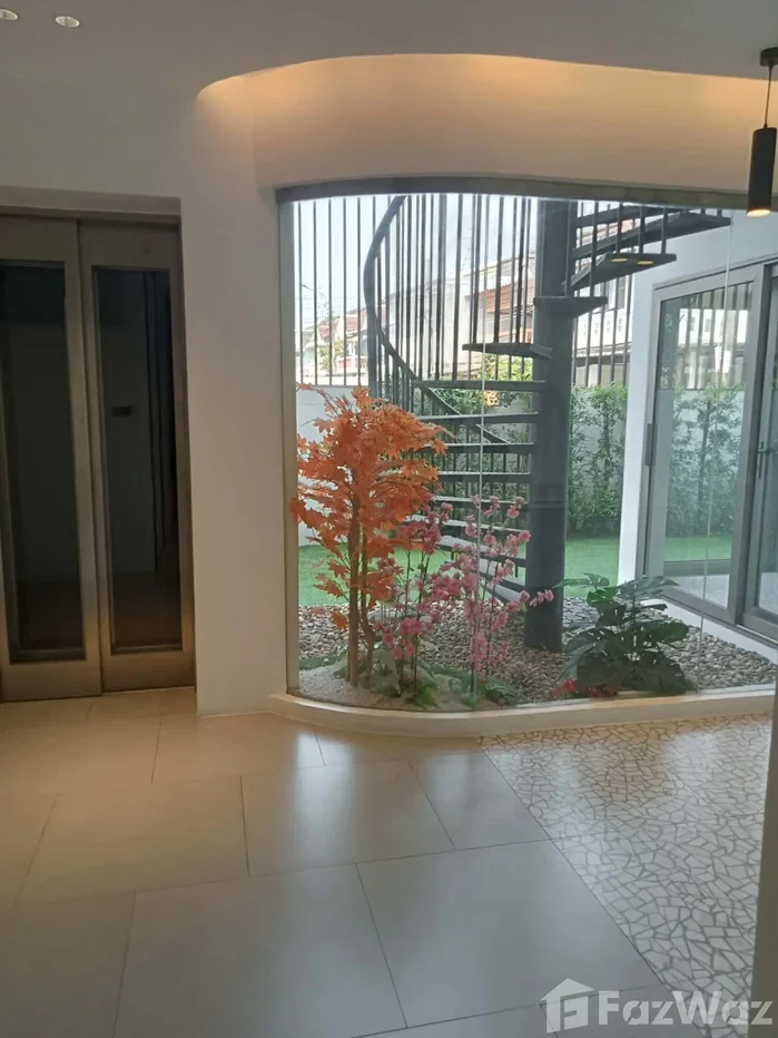 picture 3 Bedroom Home Office for Sale at LUXE 35 Ratchada 6124228 - 1/9